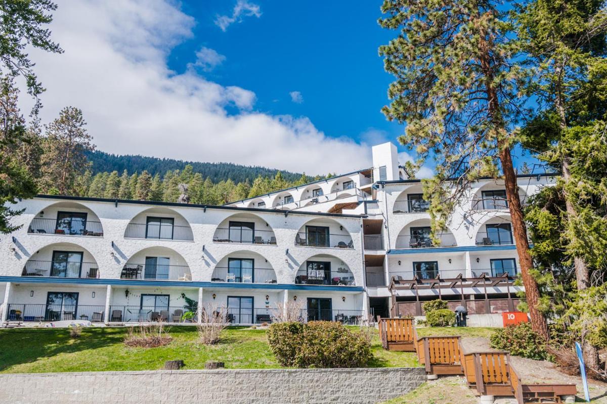 Cozystay Signature Lake Okanagan Resort Kelowna Exterior photo